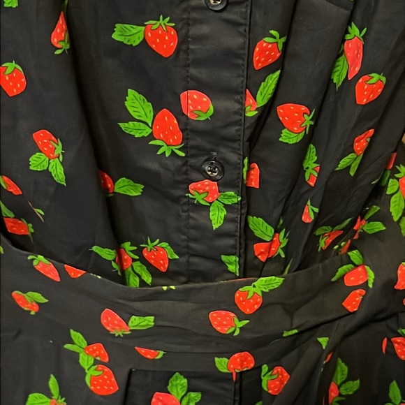 Kate Spade ♠️ strawberry shirt dress - Picture 8 of 14